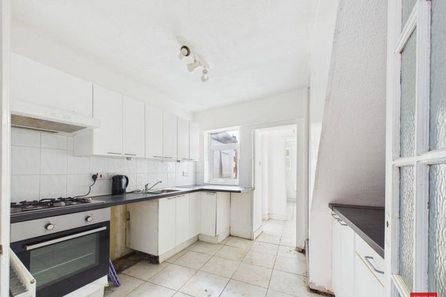 98, India Road, Gloucester photo 4