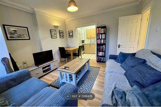 Thumbnail Flat to rent in Queens Parade, Cheltenham