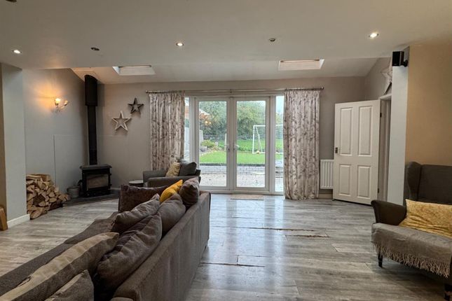 Dry Thistle Close, Bromyard photo 4