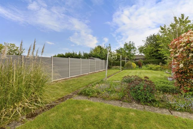 Mariba, Highfield Avenue, High Wycombe photo 2