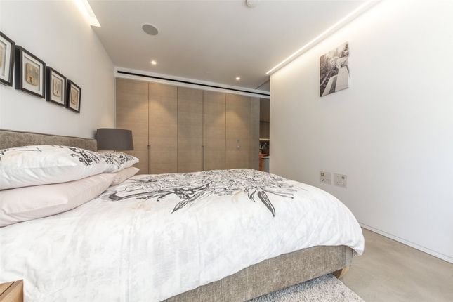 1 Bed Flat For Sale In Nova Building 83 Buckingham Palace