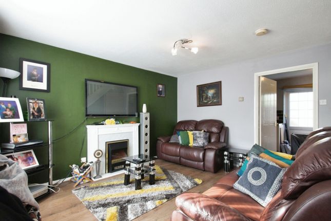 Terraced house for sale in Sunset Road, London
