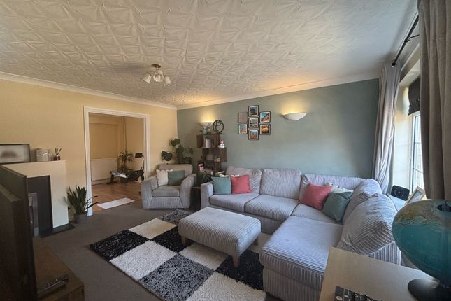 4, Willow Drive, Goole photo 3