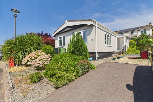2-bed caravan on 50, Dune View Mobile Home Park, Braunton, £140,000