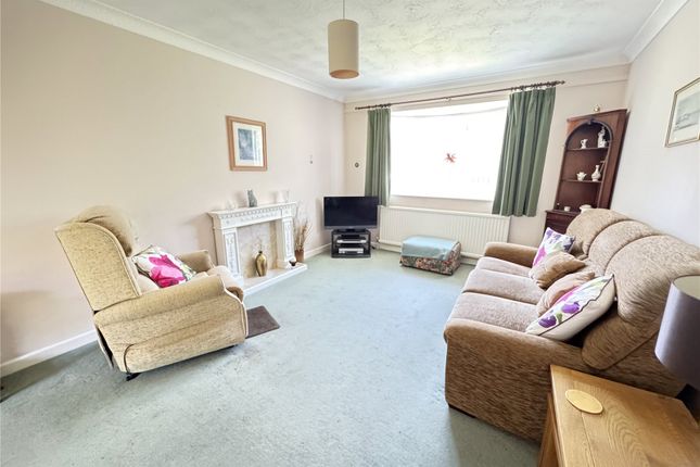 2, Tresillian Close, Walkford photo 2