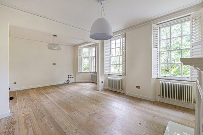 Flat 106, Coleherne Court Cromwell,, Old Brompton Road, London photo 3