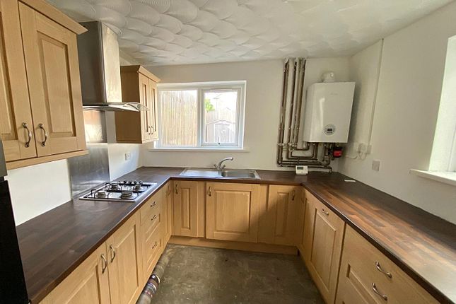 1, Emerald Street, Cardiff photo 2