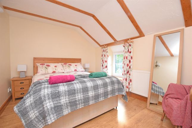 Cottage 3 (4).Jpg