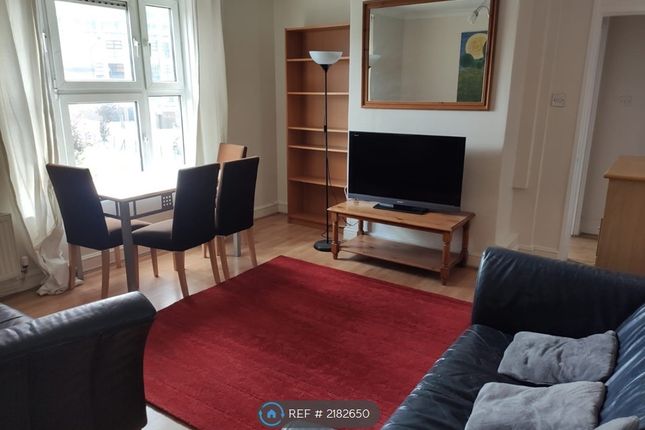 Flat to rent in Newburn Street, London