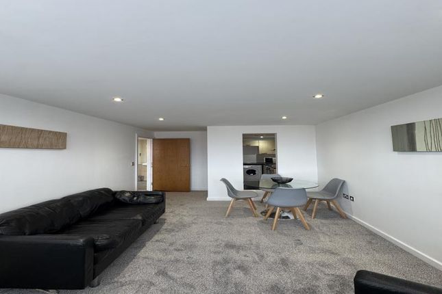 57, Avoca Court, Birmingham photo 4