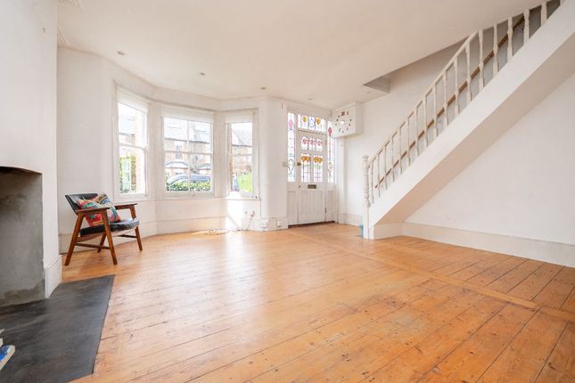 53 Laurel Avenue, Twickenham photo 3