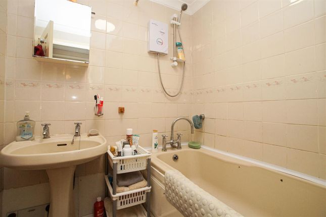 Flat 1, The Old George, Brampton photo 4