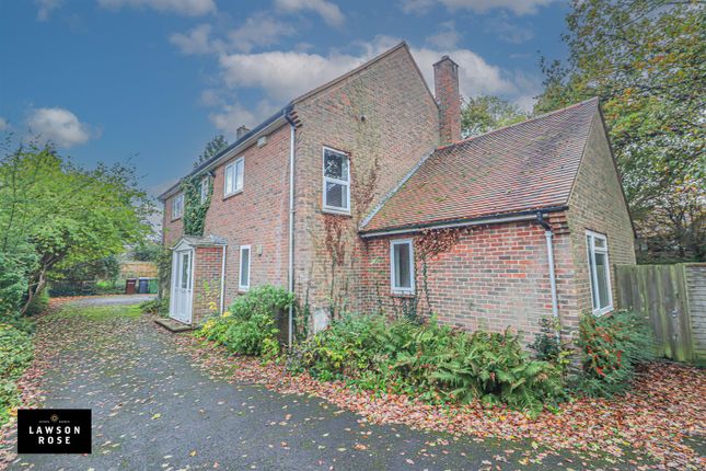 Thumbnail Detached house to rent in Church Road, Swanmore, Southampton