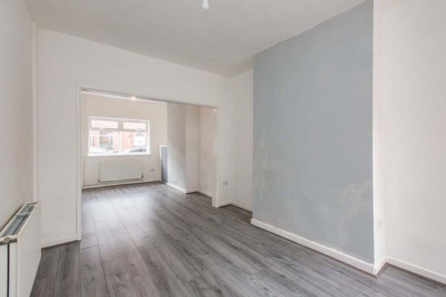 21 Victoria Road, Northwich photo 4