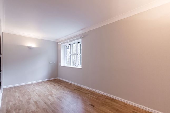 14 Welford House 23 Lansdowne Road, London photo 4