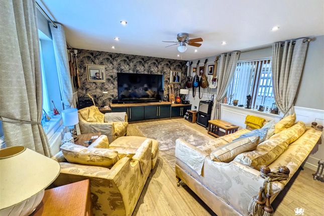 Picton Cottage, Llanddowror,, Carmarthen photo 4
