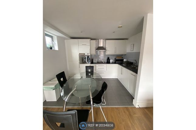 Flat to rent in Golate Street, Cardiff