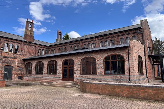 Leisure/hospitality to let in The Lakeside Centre, Lifford Lane, Kings Norton, Birmingham