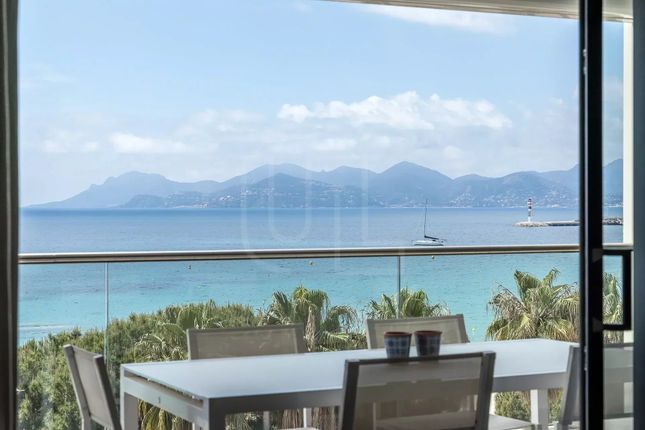 Apartment for sale in Cannes, Super Cannes, 06400, France