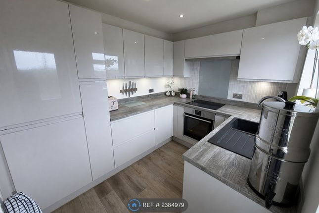 Dewberry Close, Tyldesley photo 5
