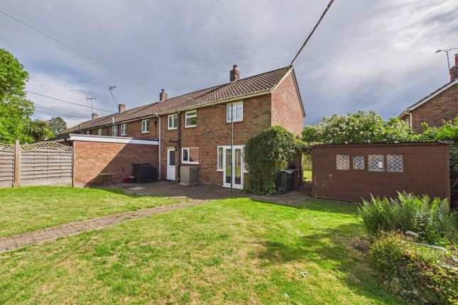 9, Glebelands, Mersham photo 2