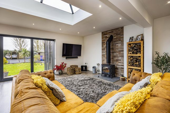 30, High Lane West, West Hallam, Ilkeston photo 3
