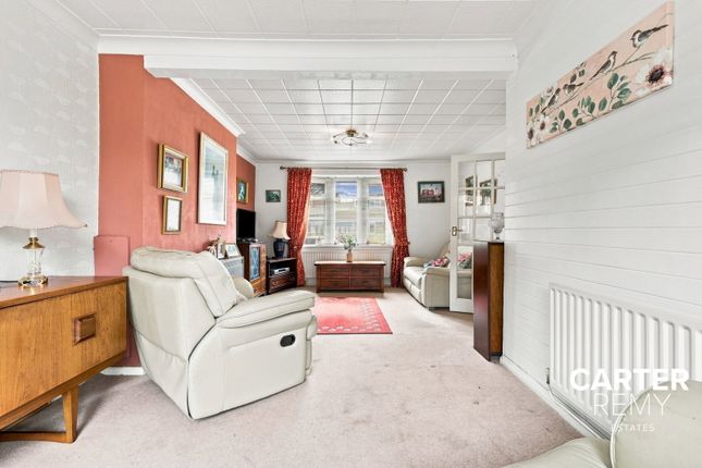 31, Wellstye Green, Basildon photo 4