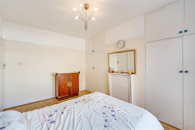 84, Wellington Road, Twickenham photo 4