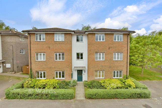 1, Stanley Court, Gillingham photo 2