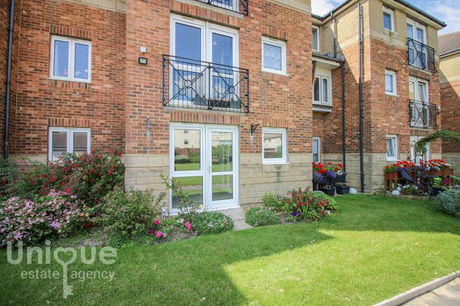 Flat for sale in Lemon Tree Court, Clifton Drive North, Lytham St. Annes