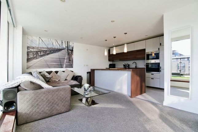 Thumbnail Penthouse for sale in Ferry Court, Cardiff