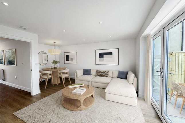64a, Conygre Grove, Bristol photo 2