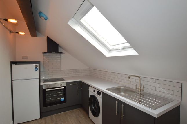 Studio flat on 34J, Bell Street, Wigston, £795/mo