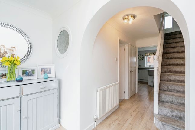 42, Armstrong Road, Thorpe St Andrew photo 4
