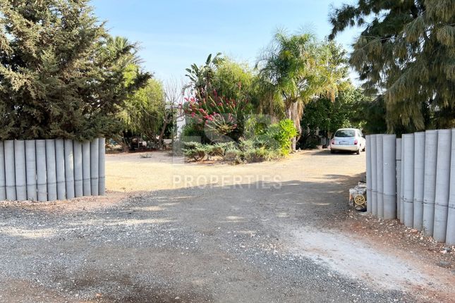 Bungalow for sale in Ormideia, Cyprus