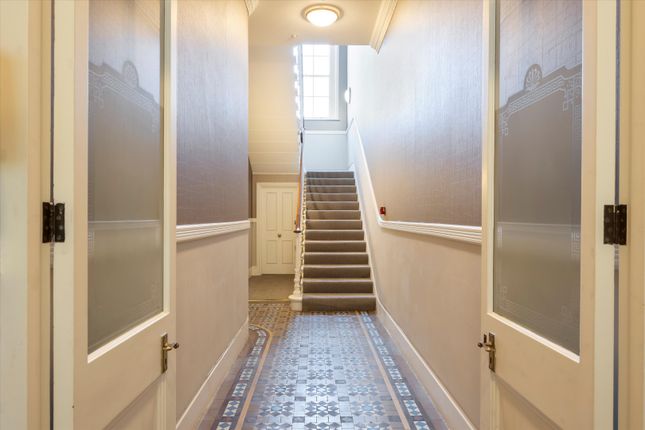 40, Onslow Gardens, London photo 4