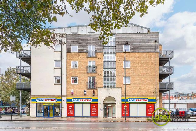 Thumbnail Flat for sale in Radford Court, Peckham, London