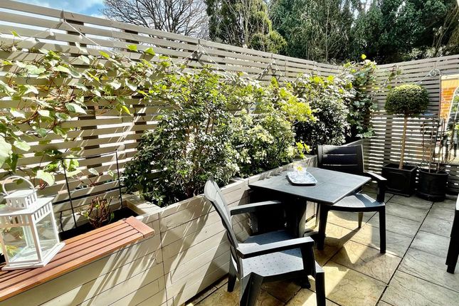 Flat 6, Cavendish Place, Wrecclesham, Farnham photo 2