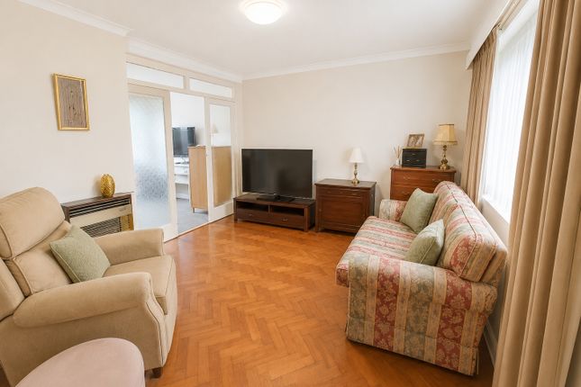 3, Brooke Way, Wilmslow photo 4