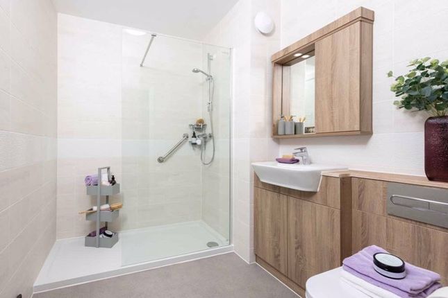 Flat for sale in Victoria Road, Cranleigh