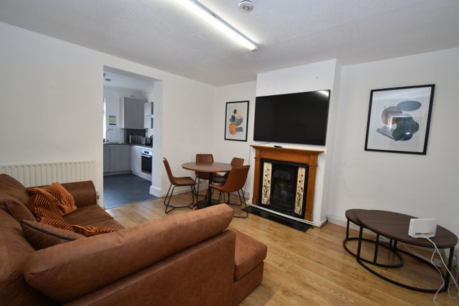 40 Olive Road, Ealing photo 2