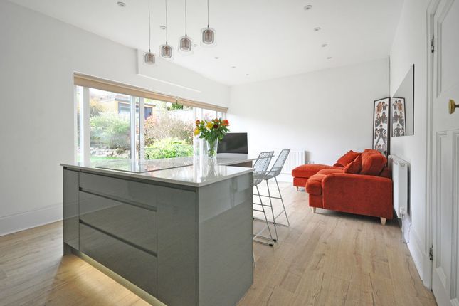 43, Allt-Yr-Yn Road, Newport photo 2
