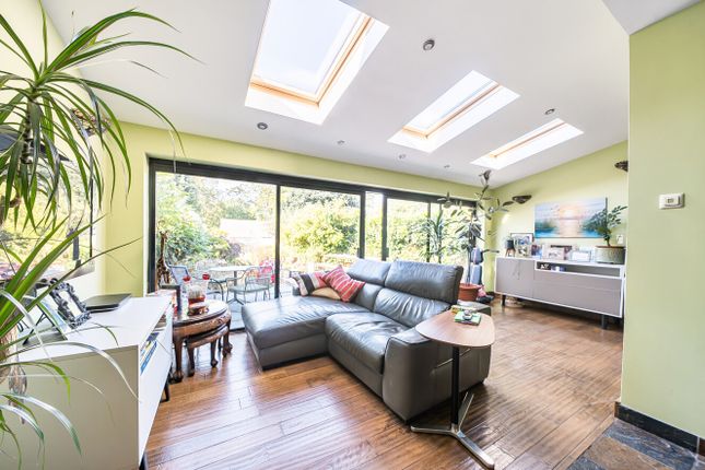 135, Paynes Road, Southampton photo 5