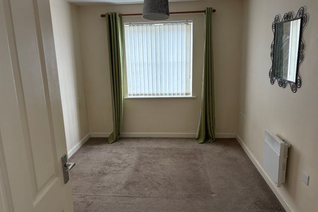 129, Clough Close, Middlesbrough photo 2
