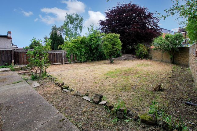 4 Pickford Close, Bexleyheath photo 5