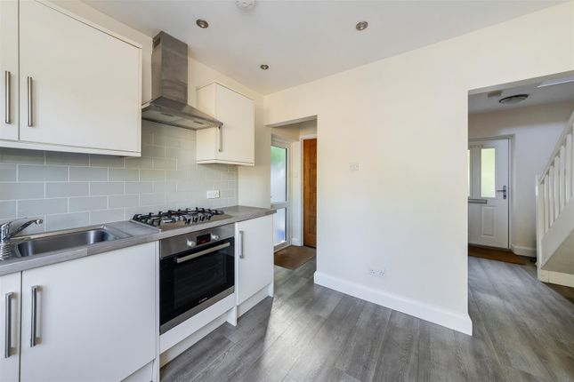 6, Minchery Farm Cottages, Oxon photo 3