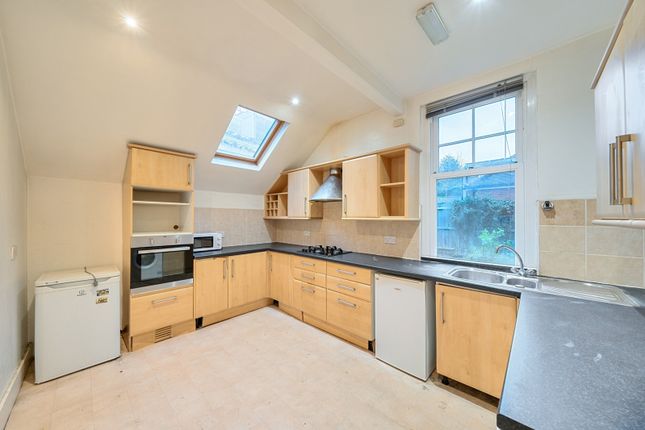 17, Westland Road, Hertfordshire photo 2