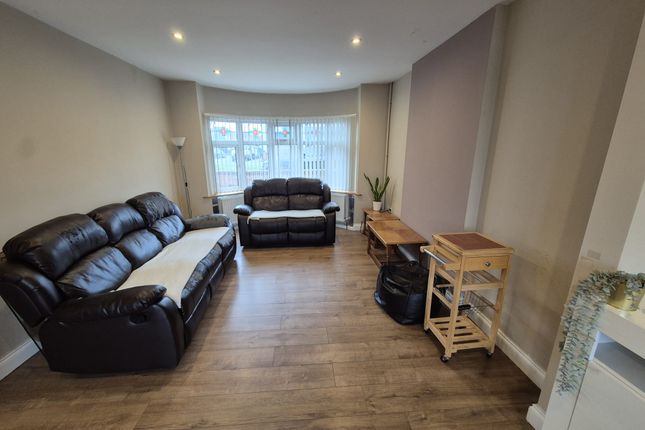 26, Humberstone Lane, Leicester photo 3