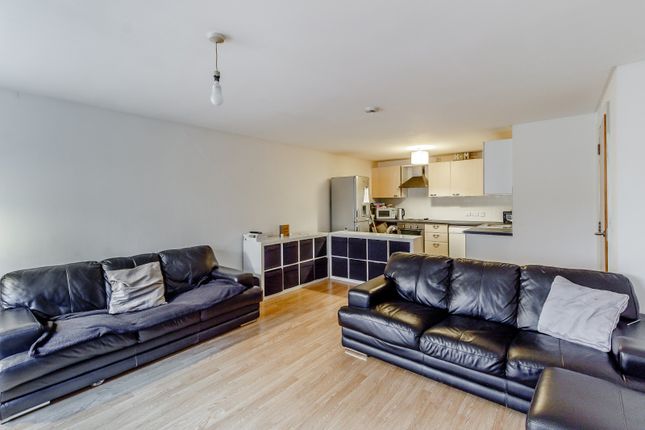 1, Marina Place, Hampton Wick photo 4