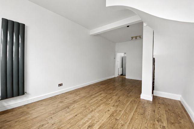 56, Vansittart Road, Windsor photo 4